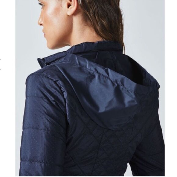 Fabletics Navy Blue Quilted Puffer Jacket zip up Coat size small - Picture 3 of 9